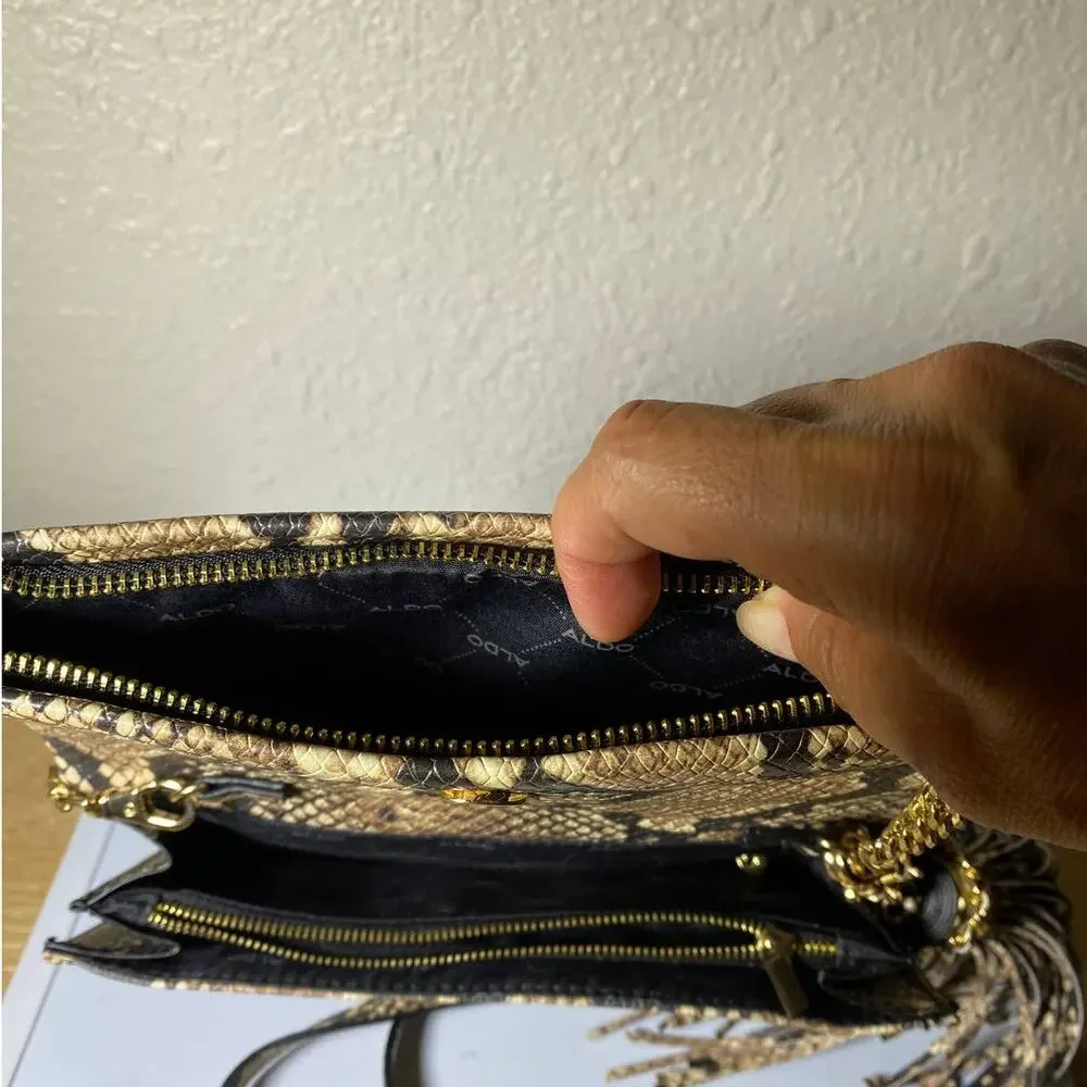 Also animal print bag clutch